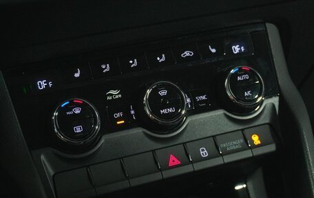 Skoda Karoq I, 2022 год, 2 456 000 рублей, 13 фотография