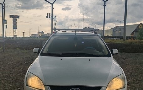 Ford Focus II рестайлинг, 2006 год, 410 000 рублей, 3 фотография