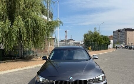 BMW 3 серия, 2013 год, 970 000 рублей, 2 фотография