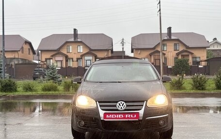 Volkswagen Jetta VI, 2008 год, 335 000 рублей, 1 фотография