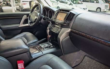 Toyota Land Cruiser 200, 2007 год, 2 680 000 рублей, 12 фотография