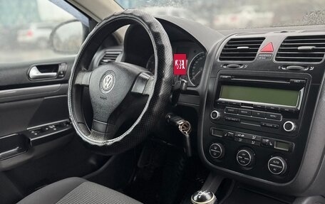 Volkswagen Jetta VI, 2008 год, 335 000 рублей, 11 фотография