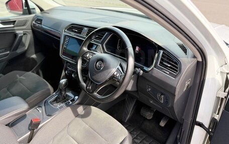 Volkswagen Tiguan II, 2020 год, 2 070 000 рублей, 8 фотография