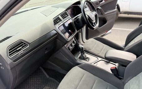 Volkswagen Tiguan II, 2020 год, 2 070 000 рублей, 14 фотография