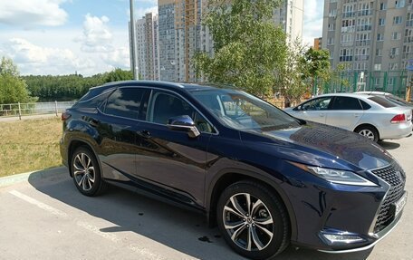 Lexus RX IV рестайлинг, 2021 год, 4 800 000 рублей, 8 фотография