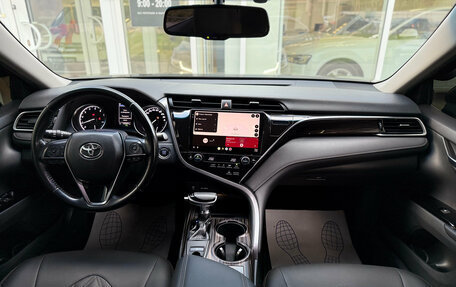 Toyota Camry, 2018 год, 2 425 000 рублей, 8 фотография