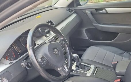 Volkswagen Passat B7, 2011 год, 1 000 000 рублей, 4 фотография