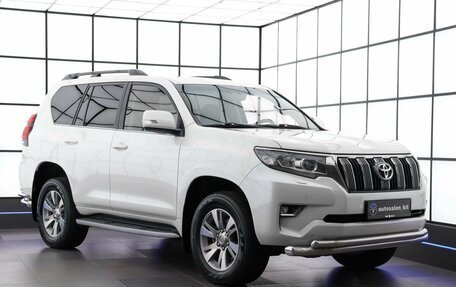 Toyota Land Cruiser Prado 150 рестайлинг 2, 2017 год, 4 950 000 рублей, 3 фотография
