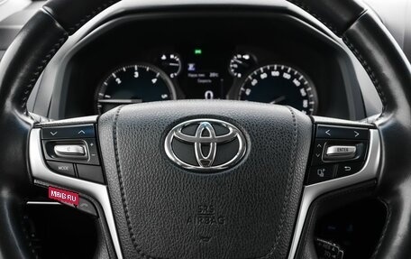 Toyota Land Cruiser Prado 150 рестайлинг 2, 2017 год, 4 950 000 рублей, 12 фотография