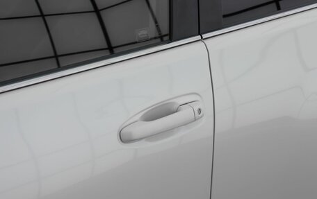 Toyota Land Cruiser Prado 150 рестайлинг 2, 2017 год, 4 950 000 рублей, 20 фотография