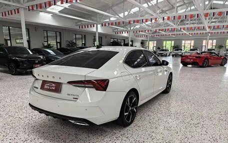Skoda Octavia, 2022 год, 1 240 000 рублей, 7 фотография