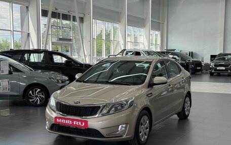 KIA Rio III рестайлинг, 2013 год, 899 000 рублей, 6 фотография