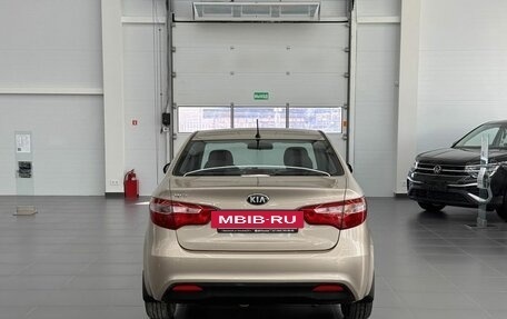 KIA Rio III рестайлинг, 2013 год, 899 000 рублей, 4 фотография