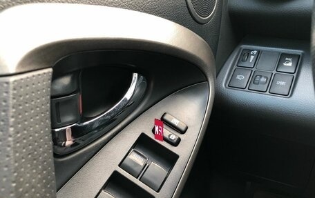 Toyota RAV4, 2010 год, 1 330 000 рублей, 18 фотография