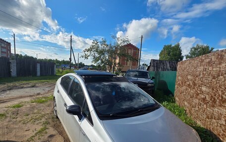 Toyota Prius, 2009 год, 950 000 рублей, 3 фотография