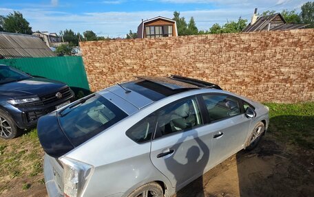 Toyota Prius, 2009 год, 950 000 рублей, 4 фотография