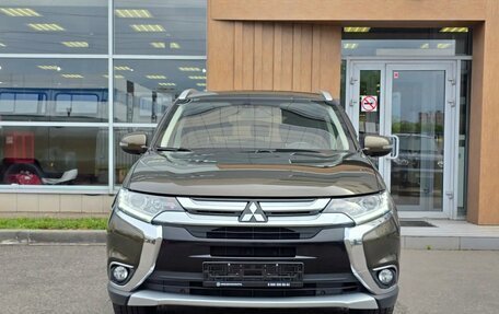 Mitsubishi Outlander III рестайлинг 3, 2017 год, 1 730 000 рублей, 2 фотография