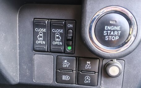 Toyota Roomy I, 2019 год, 1 055 000 рублей, 10 фотография
