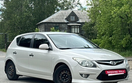 Hyundai i30 I, 2010 год, 590 000 рублей, 3 фотография