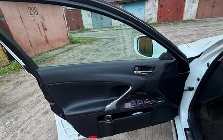 Lexus IS II рестайлинг 2, 2007 год, 1 350 000 рублей, 7 фотография