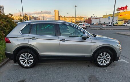 Volkswagen Tiguan II, 2017 год, 2 049 000 рублей, 7 фотография
