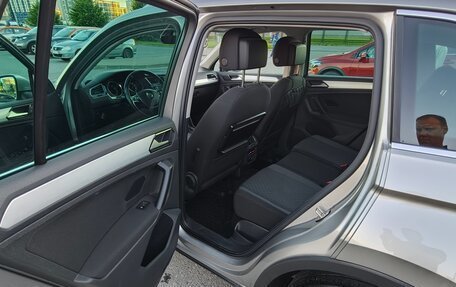 Volkswagen Tiguan II, 2017 год, 2 049 000 рублей, 19 фотография