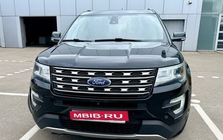 Ford Explorer VI, 2016 год, 3 120 000 рублей, 2 фотография