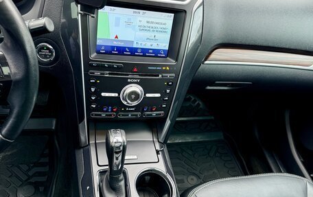 Ford Explorer VI, 2016 год, 3 120 000 рублей, 14 фотография