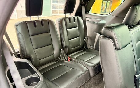 Ford Explorer VI, 2016 год, 3 120 000 рублей, 19 фотография