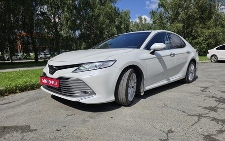 Toyota Camry, 2019 год, 2 990 000 рублей, 1 фотография