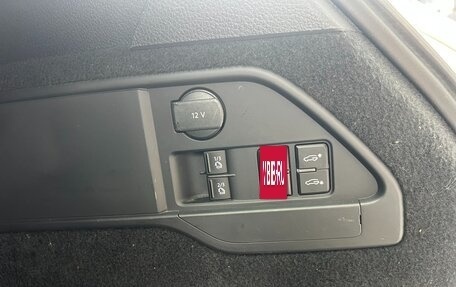 Volkswagen Touareg III, 2017 год, 3 550 000 рублей, 8 фотография