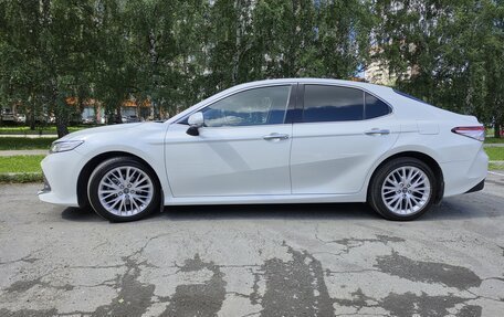 Toyota Camry, 2019 год, 2 990 000 рублей, 2 фотография