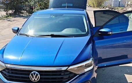 Volkswagen Polo VI (EU Market), 2022 год, 1 900 000 рублей, 2 фотография