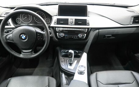 BMW 3 серия, 2015 год, 1 929 900 рублей, 12 фотография