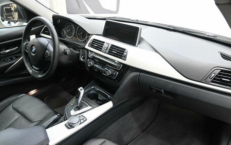 BMW 3 серия, 2015 год, 1 929 900 рублей, 11 фотография