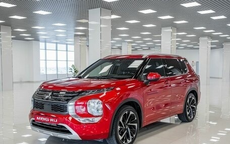 Mitsubishi Outlander, 2023 год, 3 982 000 рублей, 1 фотография