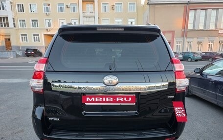 Toyota Land Cruiser Prado 150 рестайлинг 2, 2015 год, 3 500 000 рублей, 5 фотография