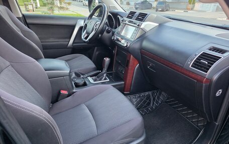 Toyota Land Cruiser Prado 150 рестайлинг 2, 2015 год, 3 500 000 рублей, 11 фотография