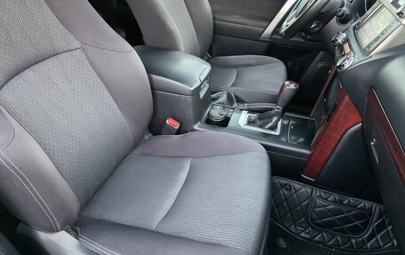 Toyota Land Cruiser Prado 150 рестайлинг 2, 2015 год, 3 500 000 рублей, 12 фотография