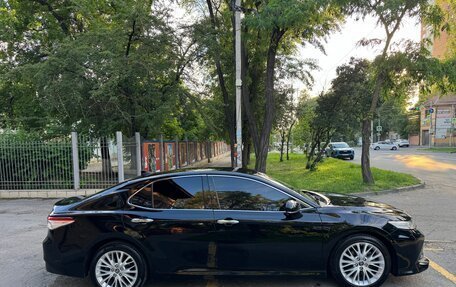 Toyota Camry, 2019 год, 2 650 000 рублей, 5 фотография