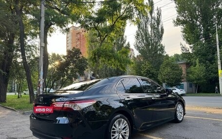 Toyota Camry, 2019 год, 2 650 000 рублей, 6 фотография