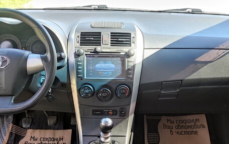 Toyota Corolla, 2011 год, 770 000 рублей, 10 фотография