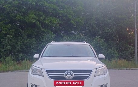 Volkswagen Tiguan I, 2011 год, 700 000 рублей, 10 фотография