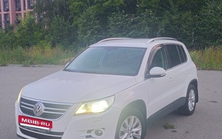 Volkswagen Tiguan I, 2011 год, 700 000 рублей, 2 фотография