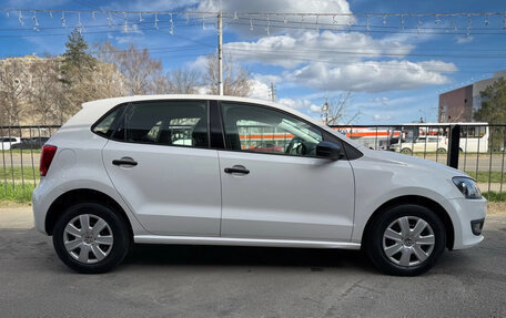 Volkswagen Polo VI (EU Market), 2011 год, 880 000 рублей, 3 фотография