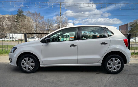 Volkswagen Polo VI (EU Market), 2011 год, 880 000 рублей, 2 фотография