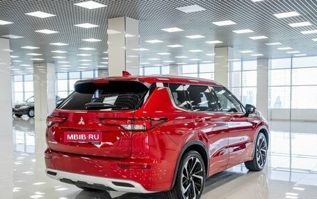 Mitsubishi Outlander, 2023 год, 3 982 000 рублей, 2 фотография