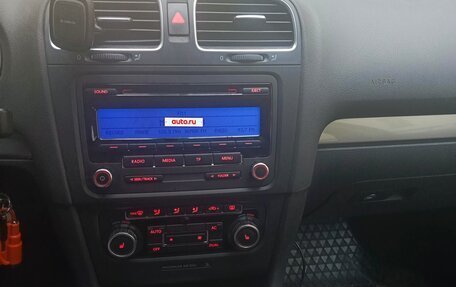 Volkswagen Golf VI, 2010 год, 400 000 рублей, 2 фотография
