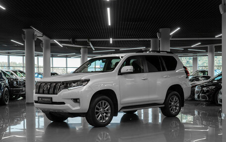 Toyota Land Cruiser Prado 150 рестайлинг 2, 2019 год, 4 900 000 рублей, 1 фотография