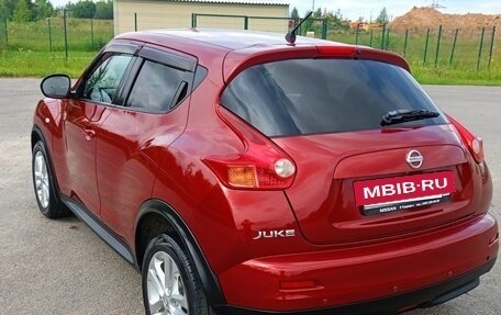 Nissan Juke II, 2011 год, 677 000 рублей, 2 фотография